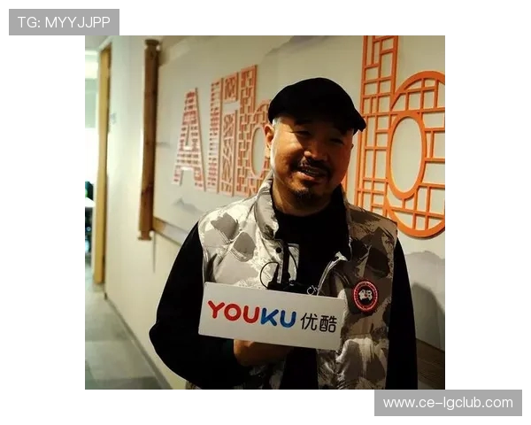 王小利跨界热议台球与足球展现运动智慧与娱乐魅力